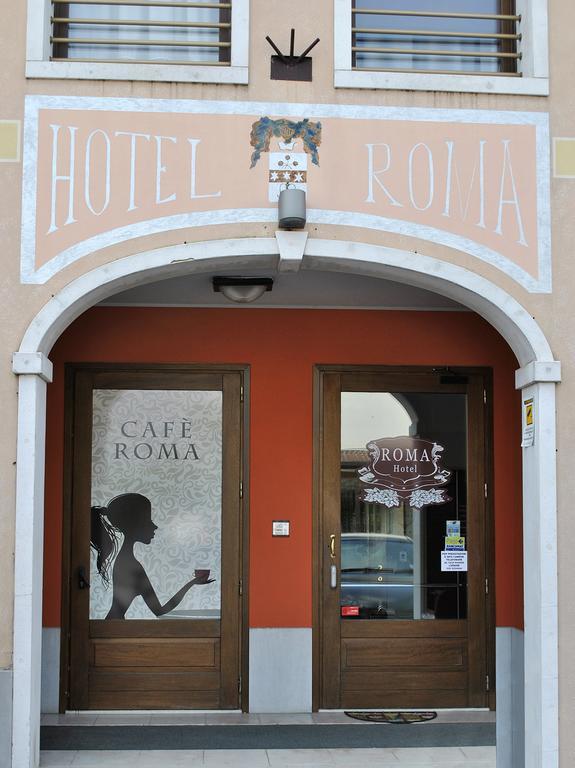 Hotel Roma Pravisdomini Екстер'єр фото